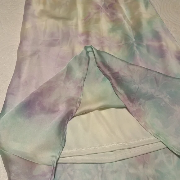 NWT Altar’d State Double Lined Tie Dye Satin Midi Skirt in Rainbow Multi Size XS - Picture 10 of 11